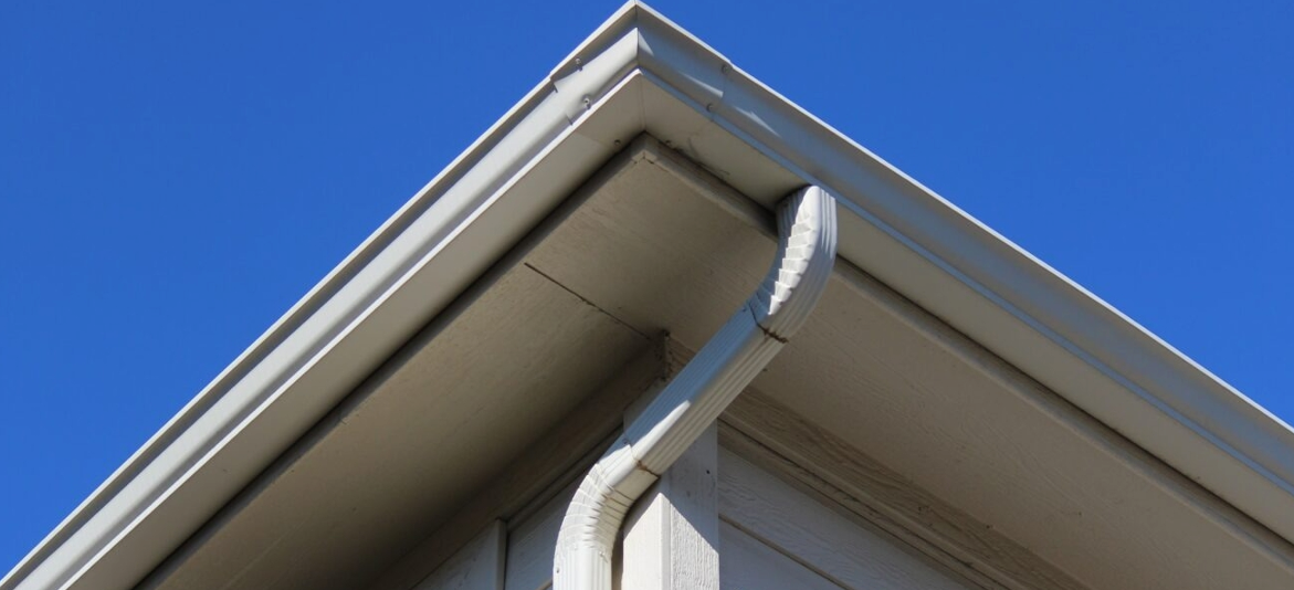 Rain gutter and down pipe detail